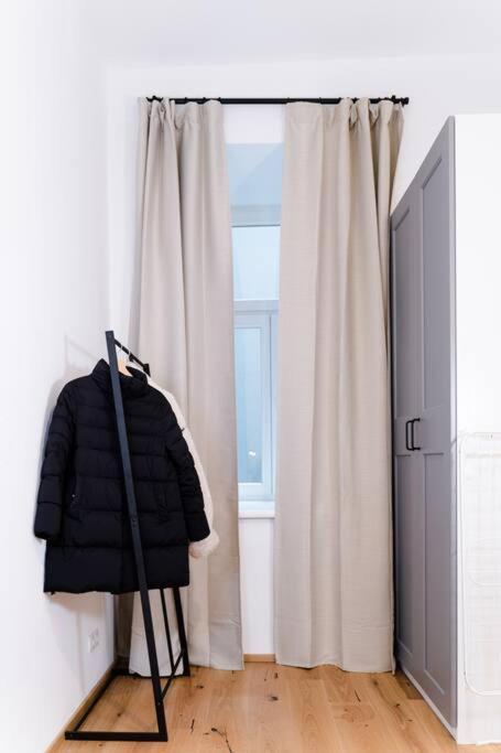 Zentrale & Ruhige 2 Zimmer - 42M² Daire Viyana Dış mekan fotoğraf